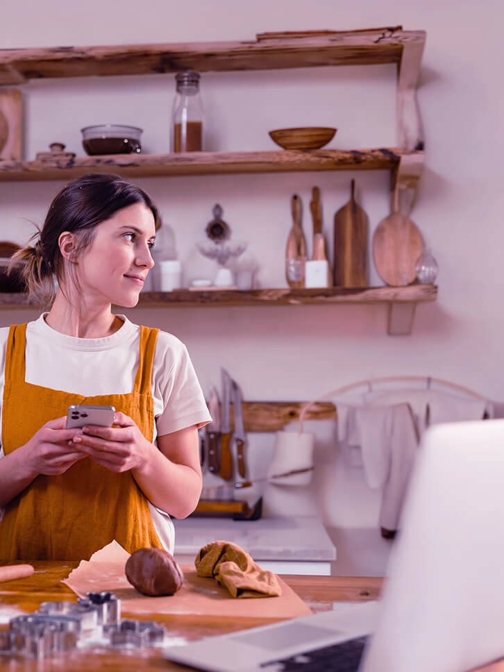 PRIMII PAȘI ÎN AFACERI