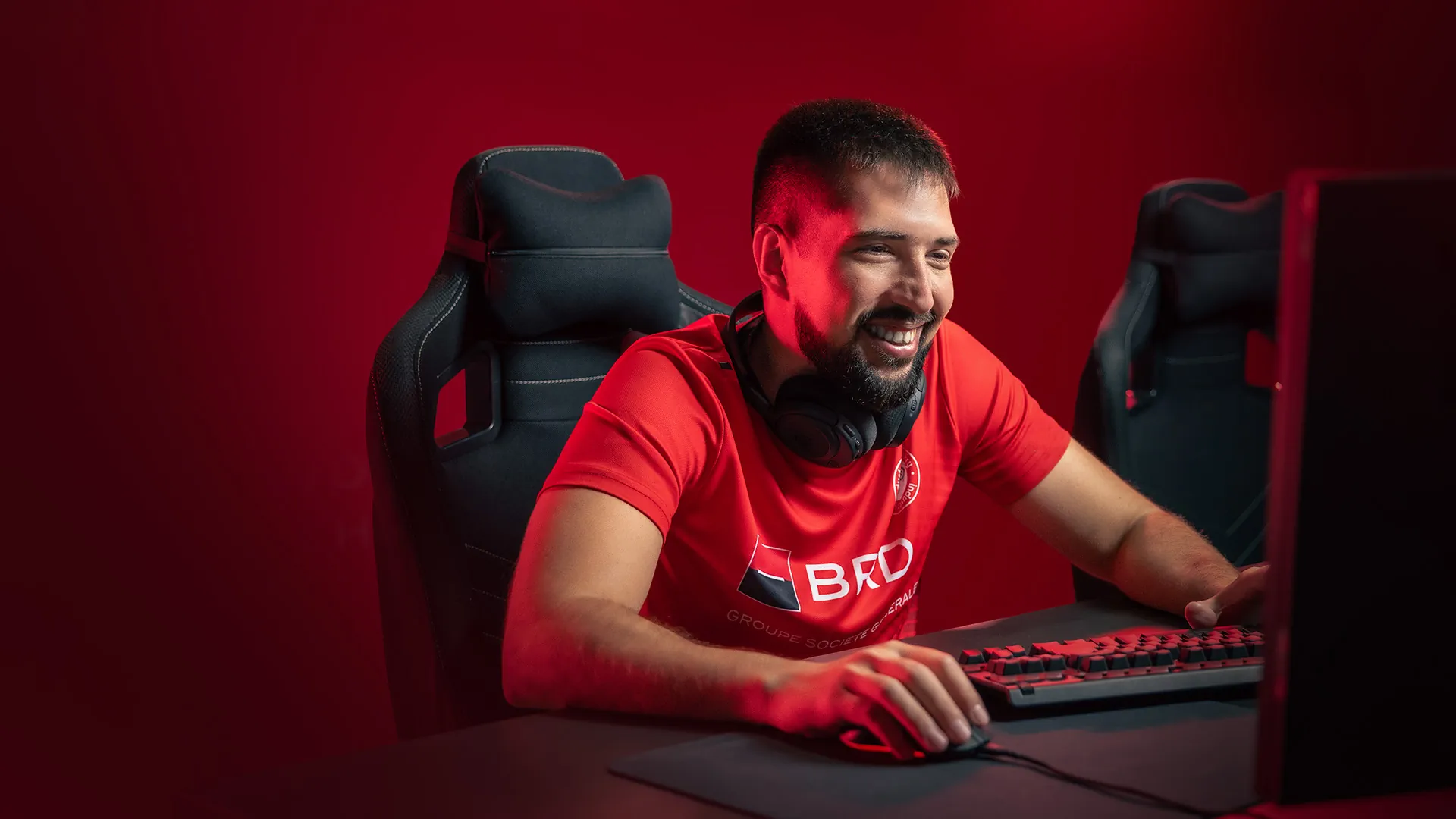 Omar „w33” Aliwi: „Esports și DotA mi-au deschis un drum neașteptat în viață”